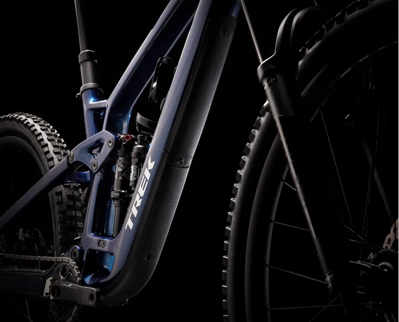 Trek Fuel Ex 9.8 XT Gen 6 Full Suspension Mountain Bike 2024 in Mulsanne Blue-3